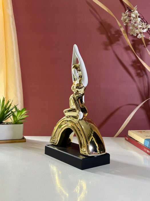 Abstract Golden Yoga Pose Figurine – A Perfect Blend of Art and Serenity