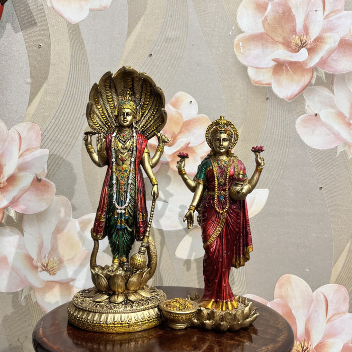 Exquisite Pair of Lord Vishnu with Sheshnag and Goddess Lakshmi Idols – A Divine Symbol of Balance and Prosperity