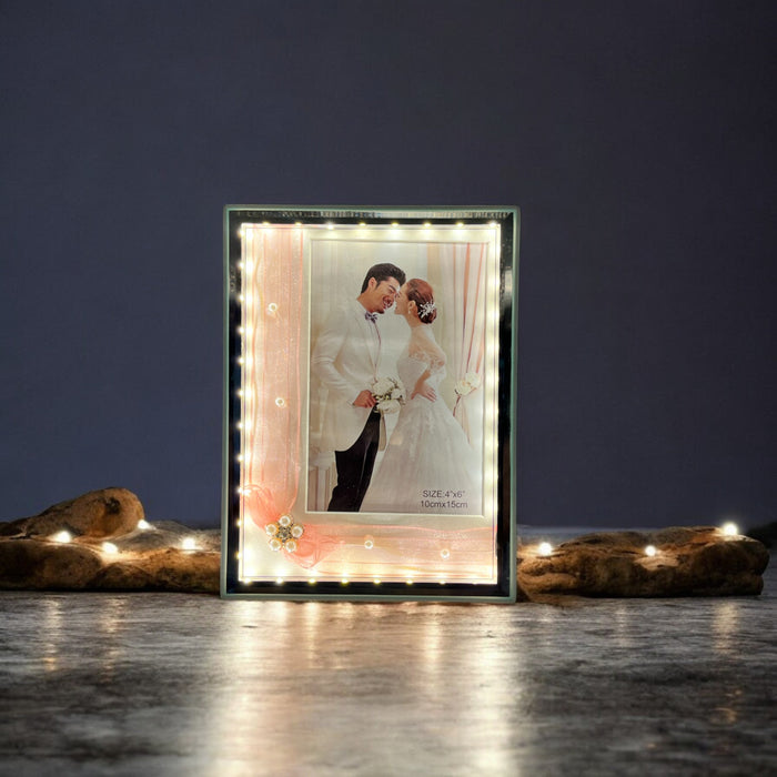 L.E.D Photo Frame with Ambient Lighting – 6x8 Inch