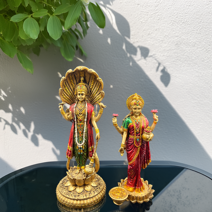 Exquisite Pair of Lord Vishnu with Sheshnag and Goddess Lakshmi Idols – A Divine Symbol of Balance and Prosperity