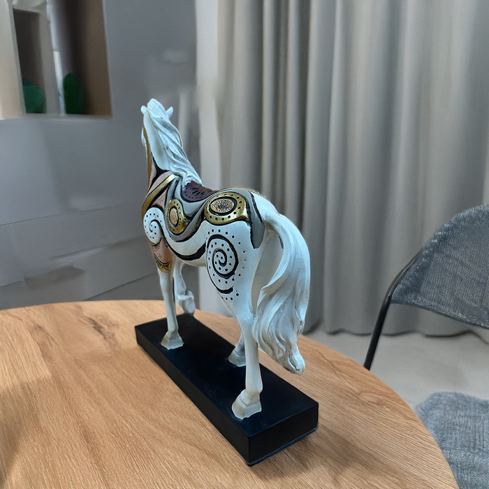Elegant Resin Horse Figurine – A Symbol of Grace and Strength