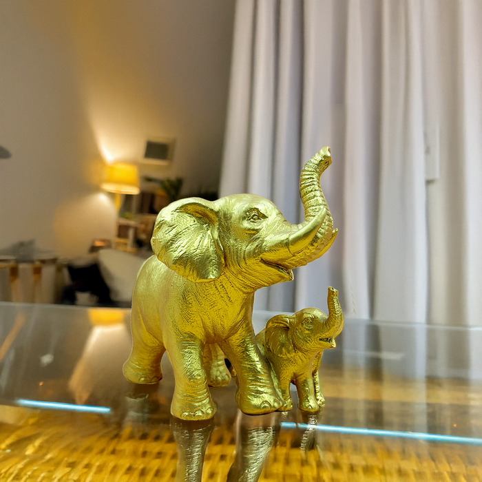 Golden Elephant Figurine Set – A Symbol of Prosperity and Harmony