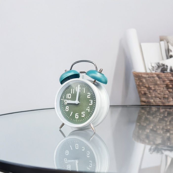 Retro Metal Alarm Clock - Stylish and Functional Decor for Your Home