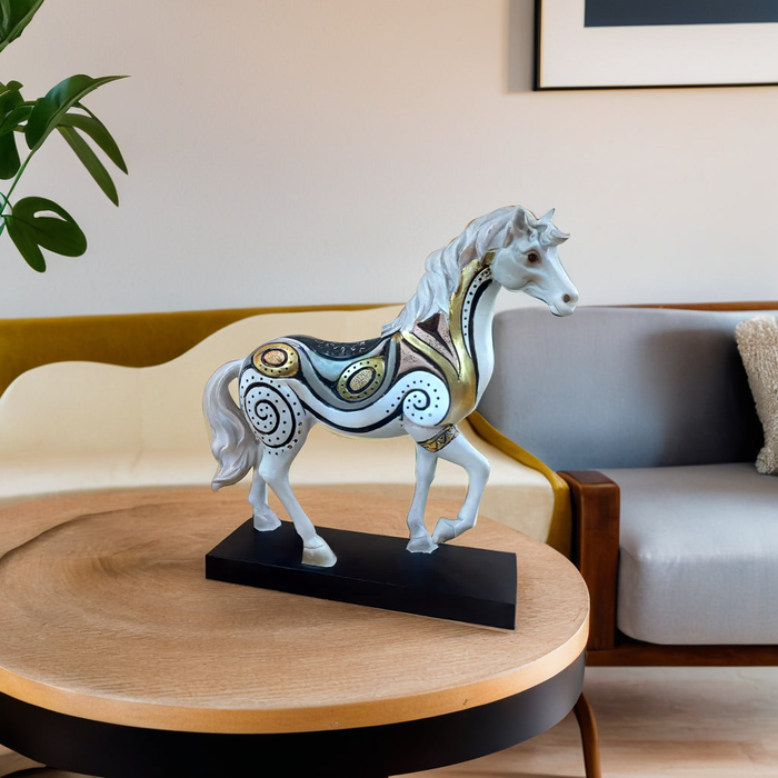 Elegant Resin Horse Figurine – A Symbol of Grace and Strength