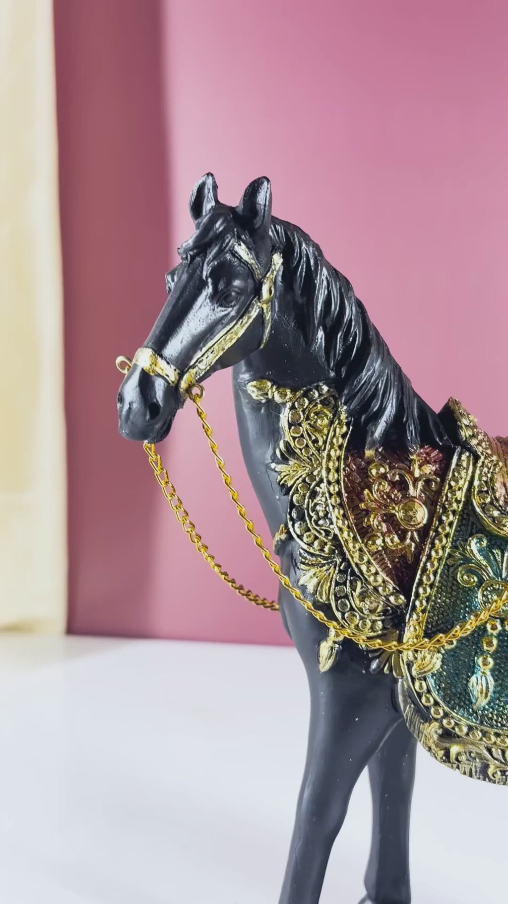 Elegant Horse Gift Showpiece for Housewarming, Weddings and Festivals