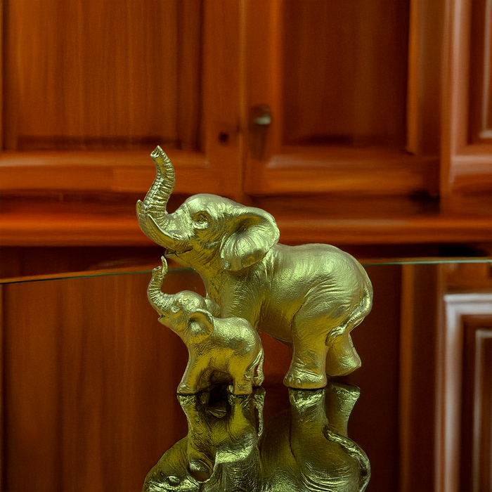 Golden Elephant Figurine Set – A Symbol of Prosperity and Harmony