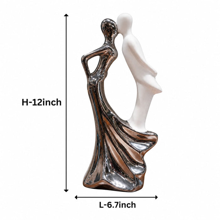 A dimensional diagram illustrating the exact height and width of the Silver Dancing Couple Figurine.